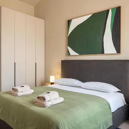 Modern Tia I With Outdoor Pool In Porec Villa