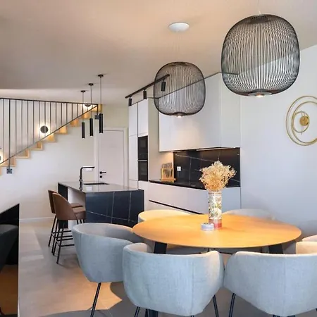 Villa Modern Tia I With Outdoor Pool In Porec *